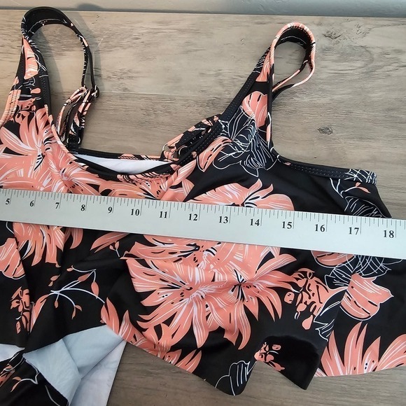 Floral Swimsuit Pink Black Swimsuit Top Size Large Bikini Adjustable Straps - Picture 9 of 9